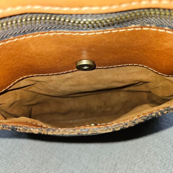 Patricia Nash Crossbody Camel Embossed Adjustable Strap Purse Medium Leather - Picture 6 of 13